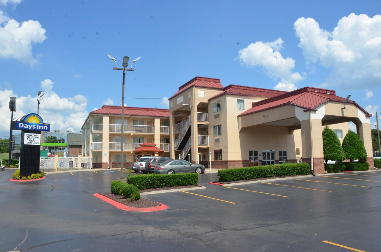 Days By Wyndham Airport East